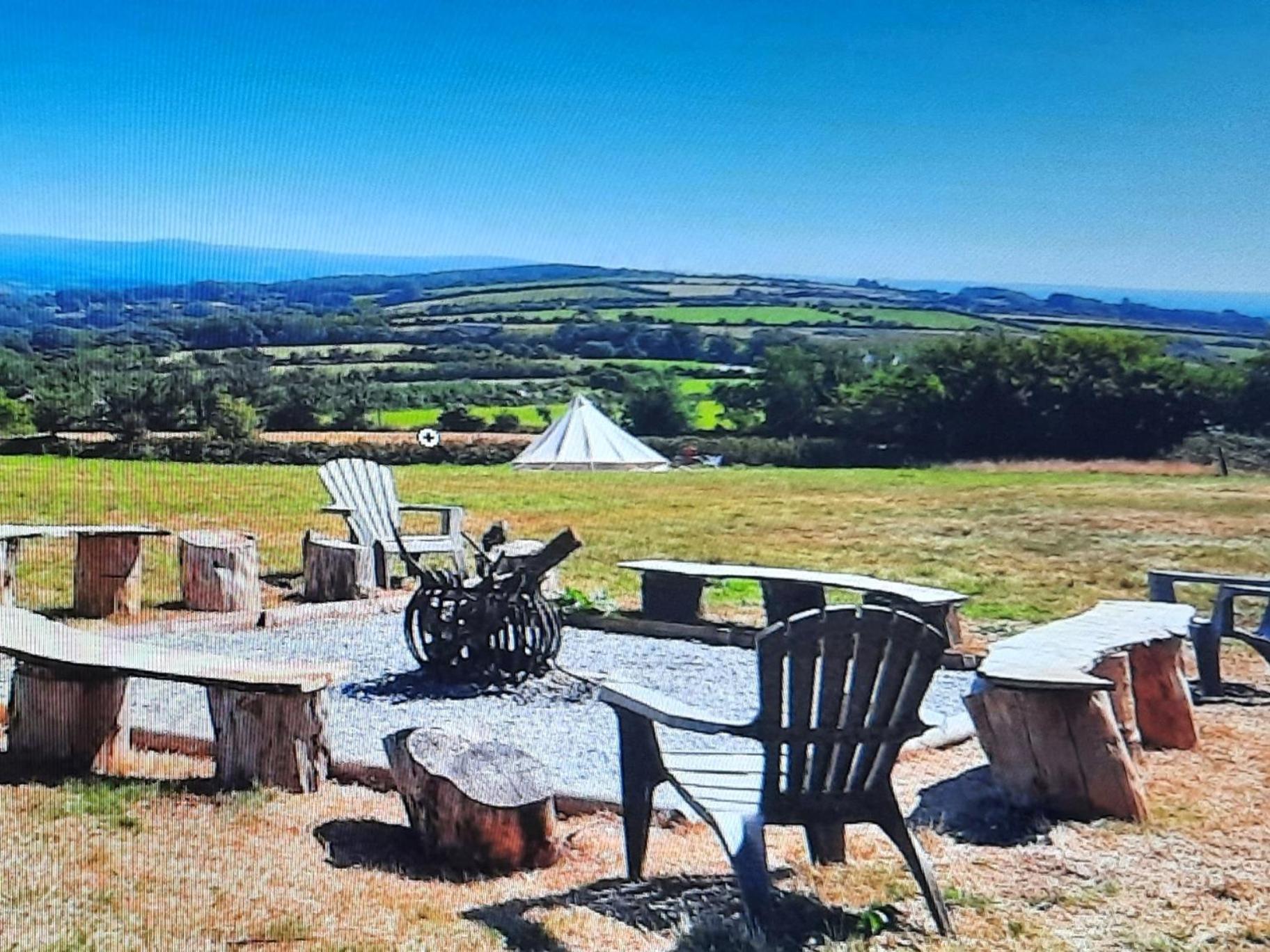 Summit Camping Kit Hill Cornwall Panoramic Views Grass Pitch From 15Pn Or Bella Bell Tent 75Pn Callington Exterior photo